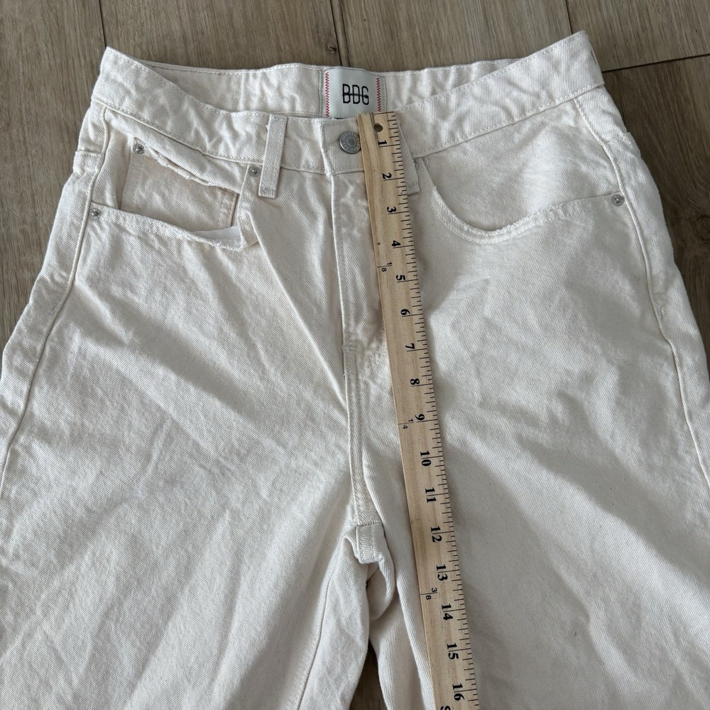 BDG Tapered Baggy Jeans Women's Size 28 High Waist‎ Frayed Hem Cream Denim - Picture 4 of 8